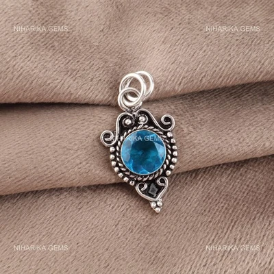 Rotondo Svizzero Blu Topazio Gemma Figlia Fatto a Mano Boho Ciondolo Argento - Immagine 1 di 4