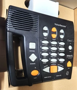 Humanware Victor Reader Daisy Classic X Lettore di libri Lettore CD 203VRC con adattatore - Foto 1 di 5