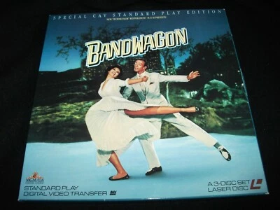 BANDWAGON<>FRED ASTAIRE<>3X12" BOX Laserdiscs<>1981 (1953)°MADE IN US - Image 1 of 3