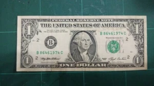 Real USD 1 Old Note For Hobby Collectors - Picture 1 of 2