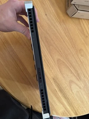 ASUS ROG Flow Z13 ACRNM 165Hz 2.6 GHz i9-13900H 32GB RTX 4070 - Image 1 of 4