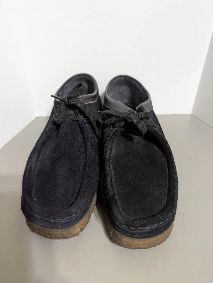Clarks Wallabee Womens Size 6.5 Black Suede Lace Up Moc Shoes - Image 1 of 4