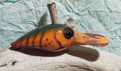 EZ'S LURES Es'S CUSTOM PAINTED WIGGLE WARTS (OLD PUMPKINSEED CRAW )