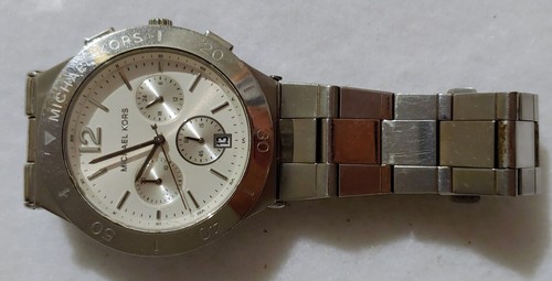 Orologio Michael Kors #MK5932 Donna Tono Argento Data Batteria Nuova Funziona Bene