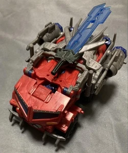 Transformers Hunter Optimus Prime - Picture 1 of 8