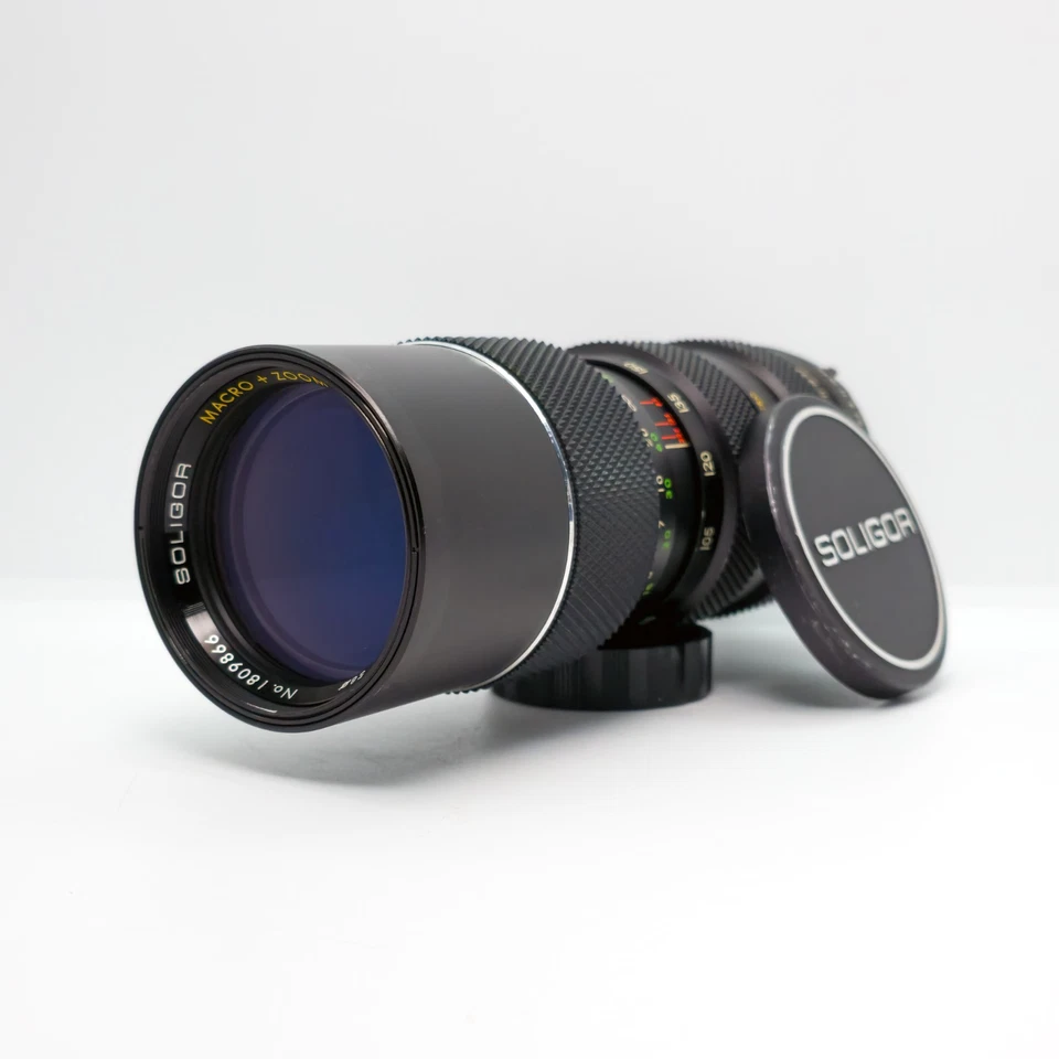 Soligor 85-205mm f3.8 Minolta CD mount, Zoom, Macro. Mirrorless Compatible. - Image 1 of 4