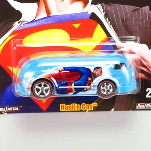 Hot Wheels Haulin' Gas Pop Culture Superman DC Comics Ross Metal Real Riders '18 - Picture 1 of 11