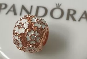 Auténtico Dije de Pandora ROSA Blanco Primosa Pradora #781488EN12 - Imagen 1 de 4