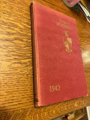 Songs of Beta Theta Pi 1942 published by the Fraternity 20th edition Foto 1 de 4