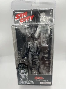 NECA - B&W Gail with Uzi & Handcuffs Action Figure Sin City - Picture 1 of 8