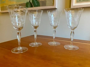 Set of 4 Vintage Etched Stemmed Water Goblets - Unknown Patter - EUC - Picture 1 of 11