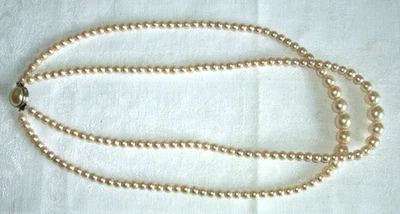 Kultige doppelreihige Modeschmuckkette 70er Jahre mit Perlen - 56 cm lang - Bild 1 von 3