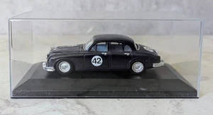 Corgi Jaguar Mk II Sir Stirling Moss #42 escala 1/43 - Imagen 1 de 8