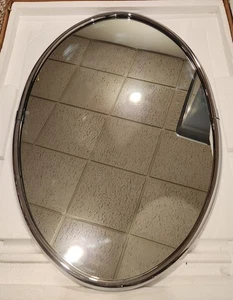 Jado Oval Mirror #85010 3.5W X 19 3/4" L Chrome - Picture 1 of 3