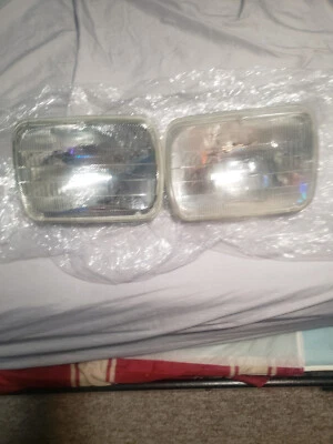 Sylvania/Wagner H6054 2 Sealed Beam Headlights and connector - Image 1 of 3