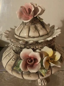 rare Capodimonte Large Veg/Soup Tureen bowl Hand Crafted & Painted Italy - Picture 1 of 9