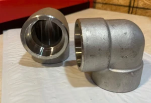 2 NUEVOS SW90-I4-32 2" Zócalo Soldadura 90 Codos 304 Forjado Acero Inoxidable 3000# (M3) - Imagen 1 de 9