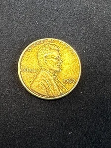 1967 Error Penny No Mint Mark "L" and "We Trust" on Rim - Gold-Colored - Picture 1 of 3