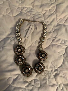 Ann Taylor Women’s Necklace Simulated Stone Floral Necklace Pink Clear Grey - Picture 1 of 6