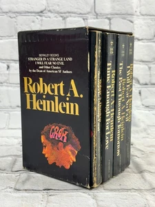 Strangers in a Strange Land Boxed Set by Robert A. Heinlein [1968] - Imagen 1 de 14
