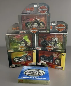Maisto 1:18 Harley Davison Motorcycles Lot+Springer Softail Tin & Playing Cards - Picture 1 of 18