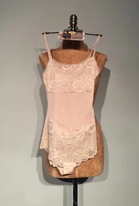 NWT M & S NUDE BODY SUIT SHAPER BRA WITH LACE DETAIL ALL IN ONE UK 6 - Picture 1 of 5