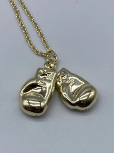 9ct Yellow Gold Double Boxing Glove Pendant- 2 Gloves - 10mmX26mm Chain Included - Picture 1 of 4
