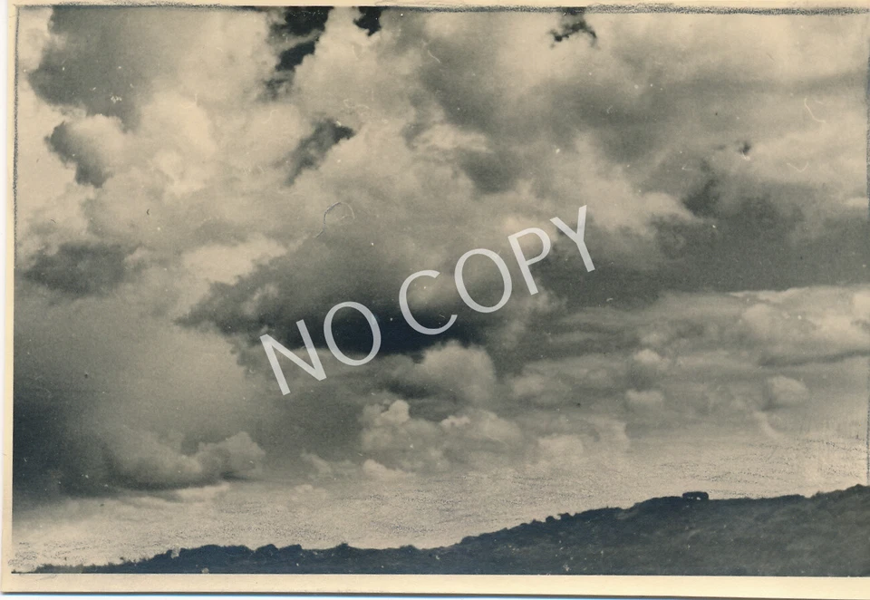 Foto WK II Wehrmacht getarnte Stellung Scherenfernrohr angeschmutzt J1.35 - Bild 1 von 1