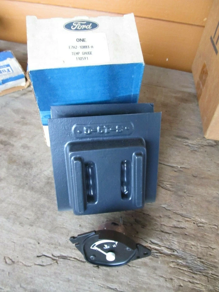 NOS 87 1987 FORD B600 B800 F600 F800 MEDIDOR DE TEMPERATURA E7HZ-10883-A NUEVO EN CAJA Foto 1 de 4