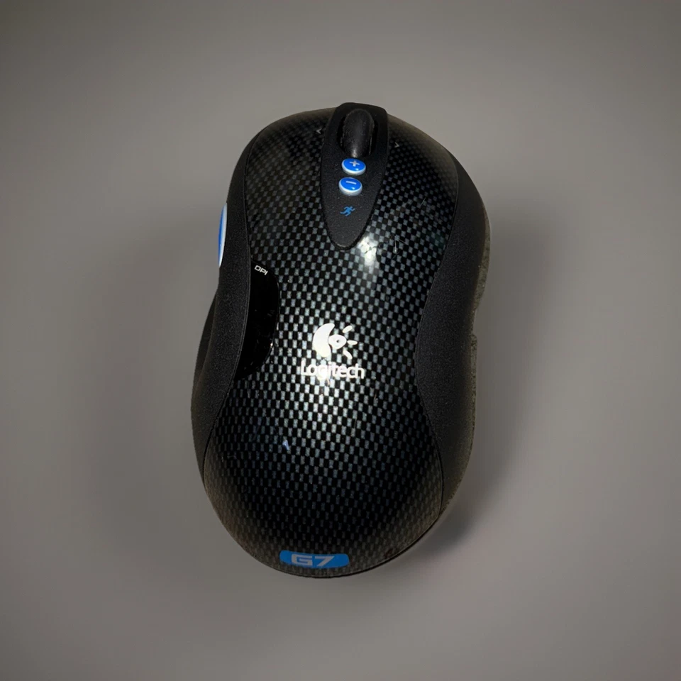 Logitech G7 Limited edition wireless 2000dpi Gaming Mouse - Image 1 of 4