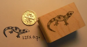 P14 Gecko rubber stamp miniature WM 1x0.7" - Picture 1 of 2