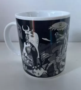 PICASSO Guernica Painting Mug - Coffee Cup - Picture 1 of 10