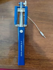 Selfie Stick : Zoolander No. 2 Handheld Extended Wired Monopod 2.5 MM - Picture 1 of 1