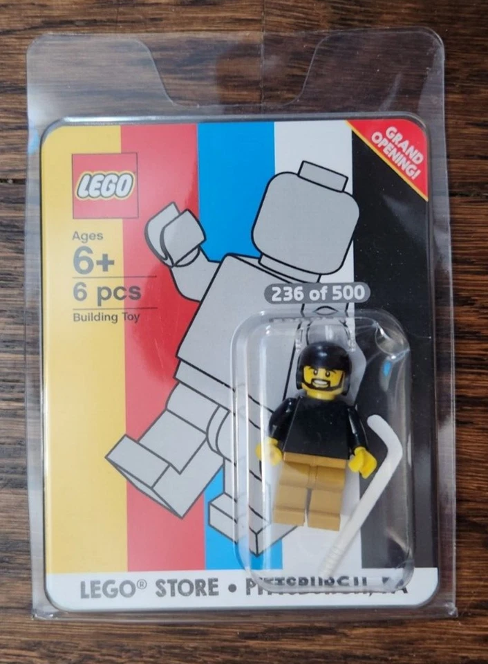 Nuevo set exclusivo de la gran inauguración de la tienda LEGO de Pittsburgh, Ross Park Mall - #236 Foto 1 de 3