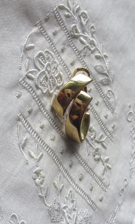 GOLDENE CREOLE - OHRSTECKER - RECHTS - EINZELSTÜCK - PIERRE LANG - Bild 1 von 3