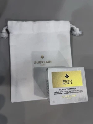 Crema de día tratamiento miel Guerlain Abeille Royale 7 ml/,23 oz nueva en caja + bolsa Foto 1 de 4
