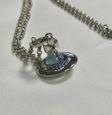 Vivienne Westwood Orb Kette Silber – Hellblau Kristalle & Emaille – Wie Neu - Bild 1 von 4