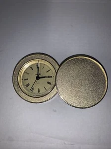 Merrill Lynch Reloj Despertador Conmemorativo Viaje/Mesa Latón Cuarzo - Imagen 1 de 3