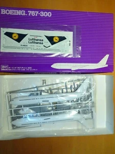 Hasegawa 1/200 BOEING 767-300 `Lufthansa' (SP212) - Picture 1 of 3