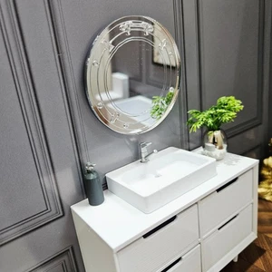 Puppenhaus Bullaugenspiegel | gravierter runder Wandspiegel | Miniatur Maßstab 1:12 - Bild 1 von 7