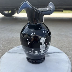 Seltene schwarze Amethyst Fenton Vase Mädchen Vogeltränke 9" gekräuselt HP von D Robinson USA - Bild 1 von 14