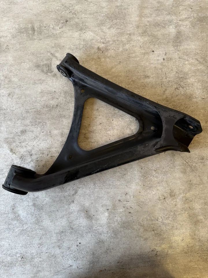 Brazo de control inferior trasero izquierdo del lado del conductor Audi Q7 2007-2015 OEM Foto 1 de 4