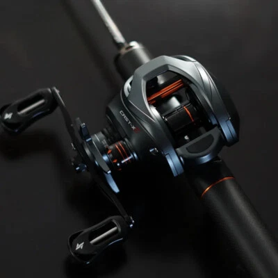 Carretéis de lançamento de isca 7.3:1 relação de engrenagem arrasto 8.5KG cabo de metal alumínio carbono - Imagem 1 de 4