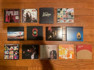 Pearl Jam - 13 CD Lot - Ten, Lost Dogs, VS, Yeild, Vitalogy, and MORE! - Picture 1 of 8