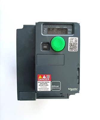 Schneider Electric Frequenzumrichter  320 Altivar ATV320U11M2C  neu - Bild 1 von 4