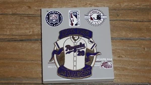 1979-1988 Dan Quisenberry Memorial Enameled Souvenir Pin - KC Royals HOF Great - Picture 1 of 5