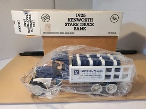 Vintage 1993 ERTL 1925 Kenworth Stake Truck Bank Las Vegas Imperial Palace Nuovo con scatola - Foto 1 di 13
