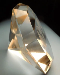 Fermacarte Tiffany & Co. vetro sfaccettato diamante - premio inciso viaggio Hall of Fame - Foto 1 di 20