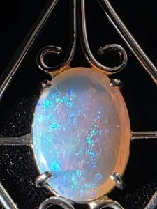 Australian 2.9 Ct Coober Pedy Opal Pendant in Sterling Silver - Picture 1 of 19