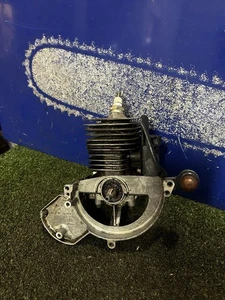 Husqvarna 323r 323 R Petrol Strimmer Trimmer Engine Assembly Good Order - Picture 1 of 5